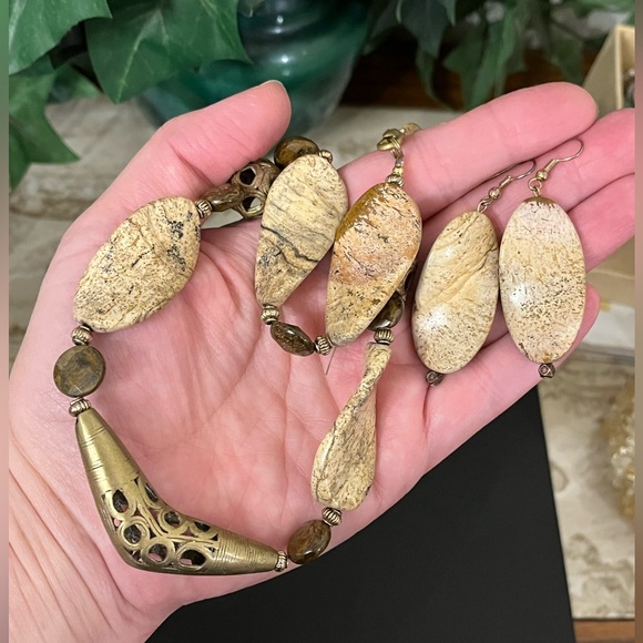 Stone and Brass Necklace and Earring Set - Picture 6 of 6